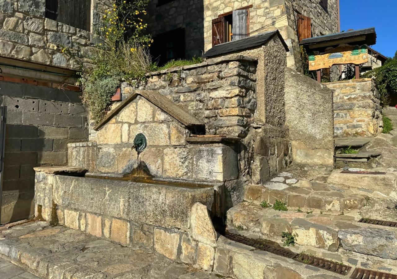 팬틱코사 Caldares Exclusivo Atico En El Pueyo De Jaca 아파트 외부 사진